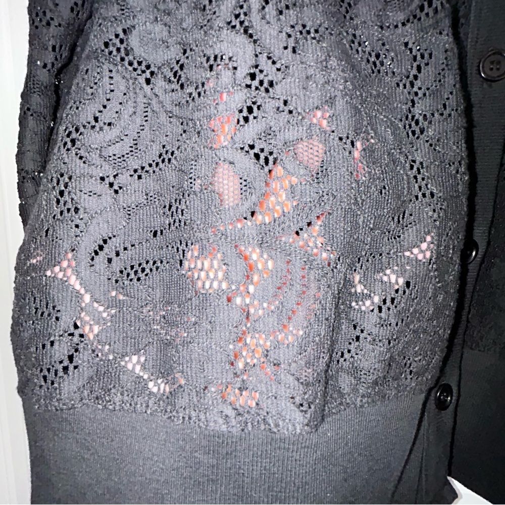 WILT Button Front Lace Cardigan Top - Picture 6 of 10